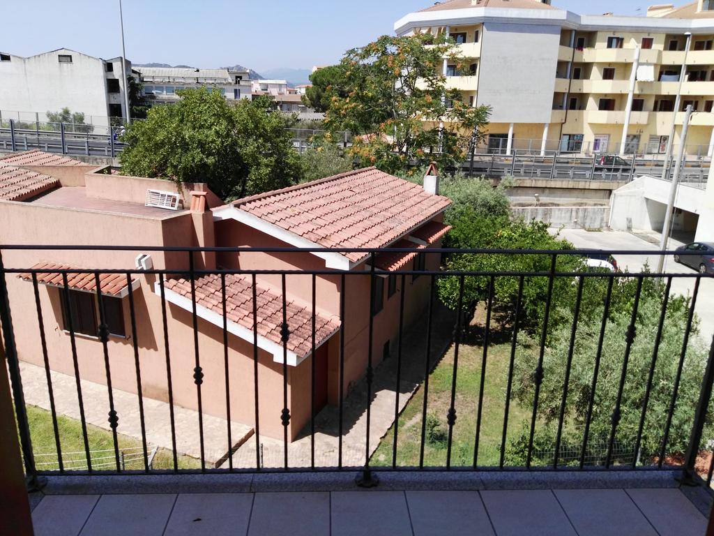 Residenza Gallura Apartment Olbia Bagian luar foto